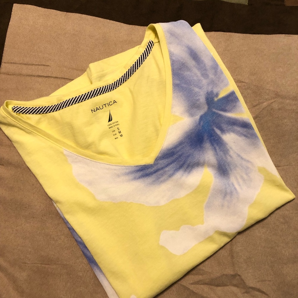 NWOT! Nautica tee